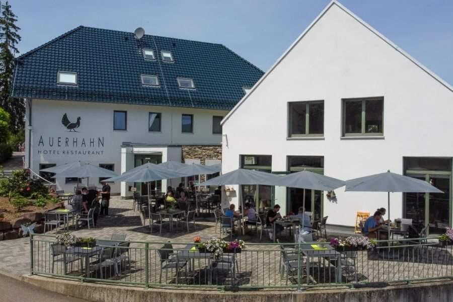Hotel Restaurant Auerhahn Бад-Вильдбад Экстерьер фото